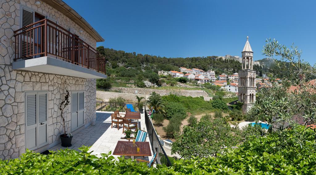 Apartments Olive Tree Hvar Town Esterno foto