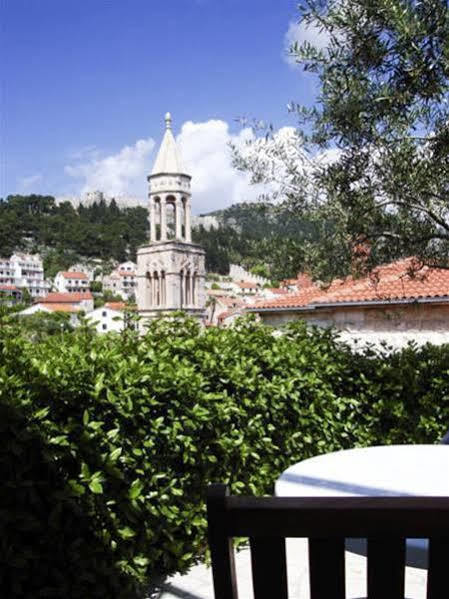 Apartments Olive Tree Hvar Town Esterno foto